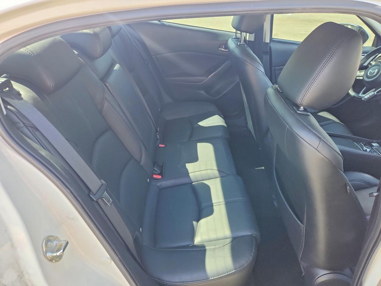 Mazda 3 Touring
