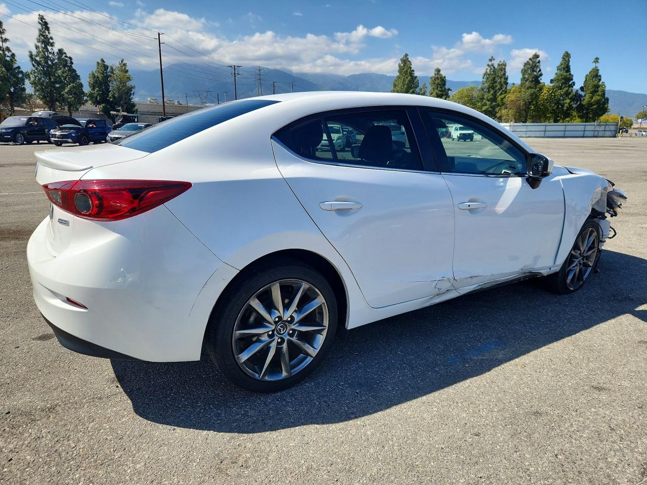 Mazda 3 Touring