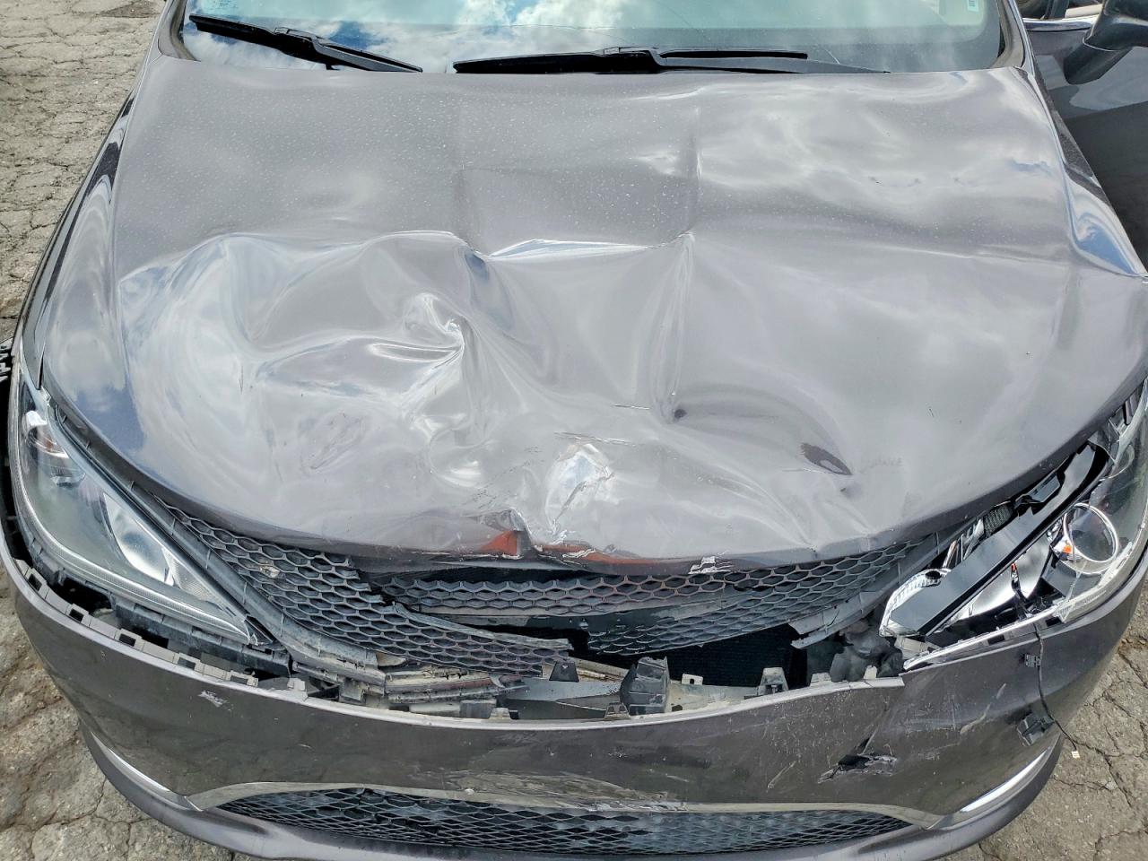 Chrysler Pacifica Touring L