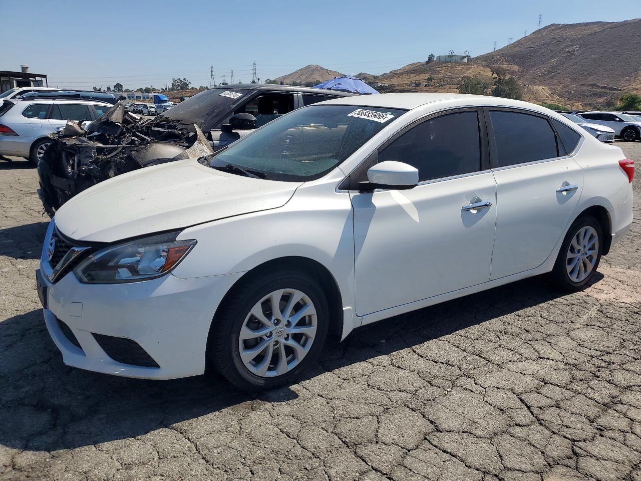 Salvage Nissan Sentra Image