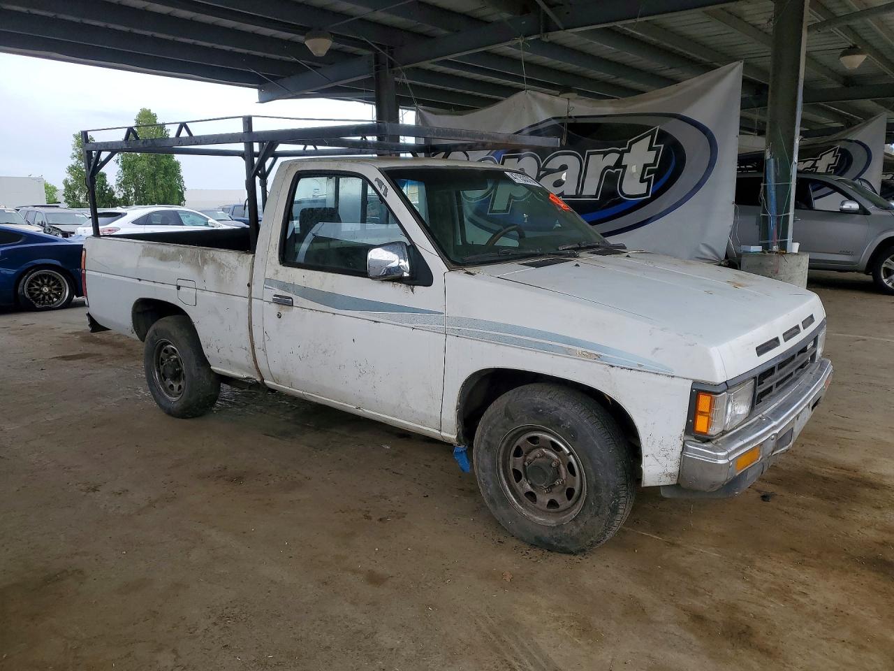 Nissan Navara Base