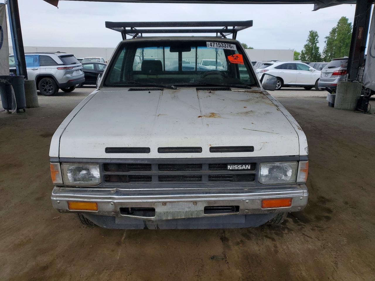 Nissan Navara Base