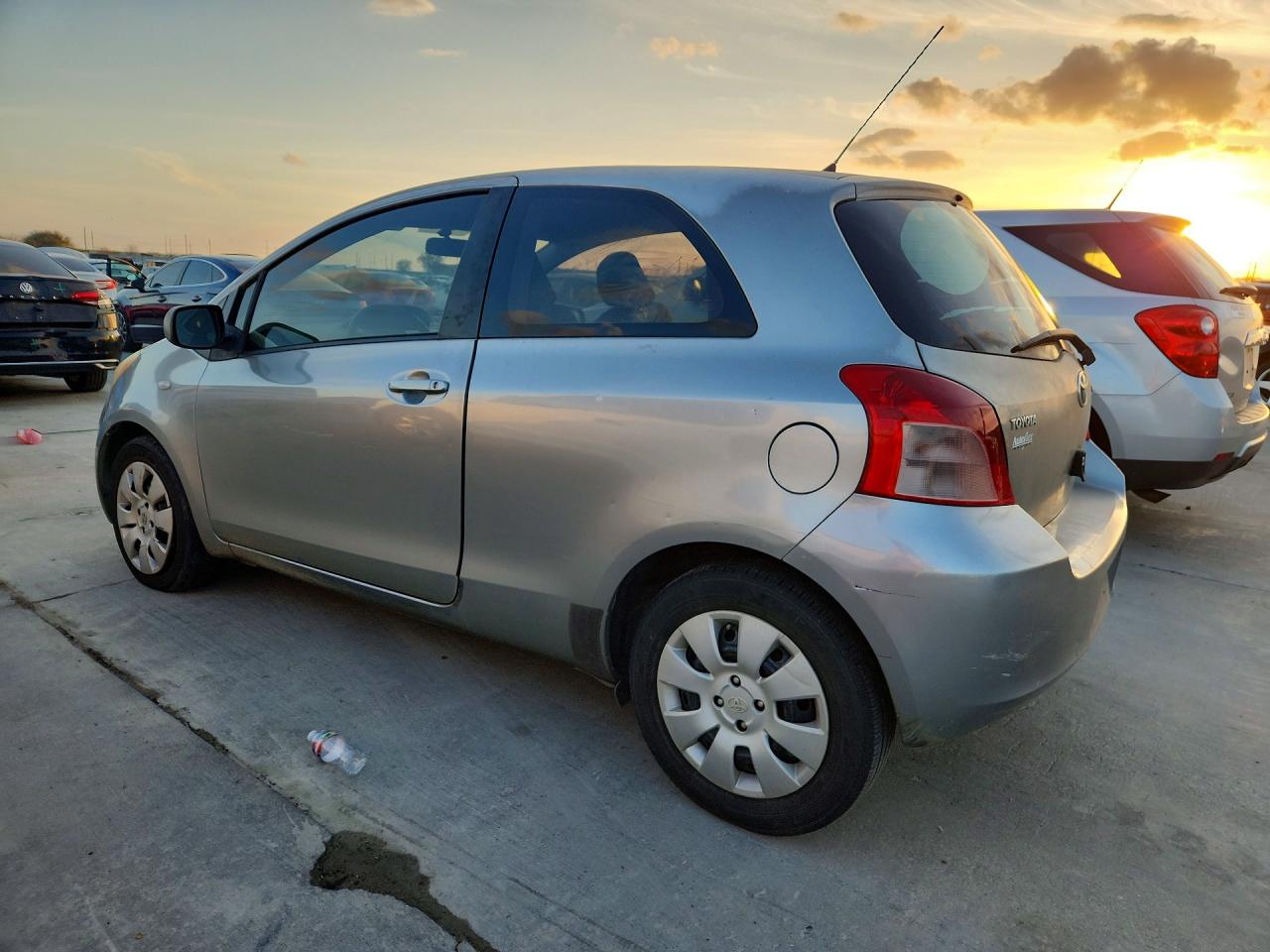Toyota Yaris Base