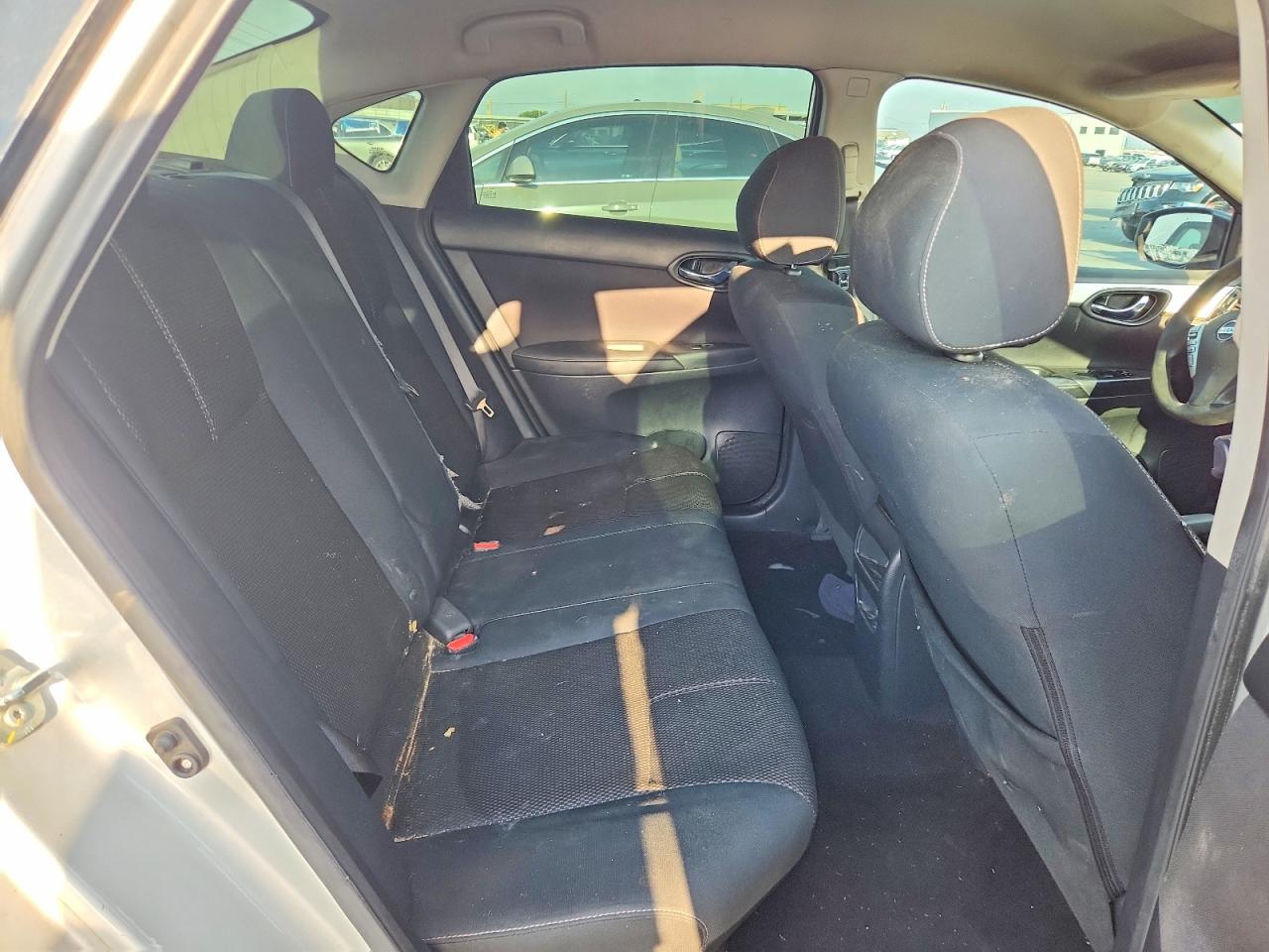 Nissan Sentra S