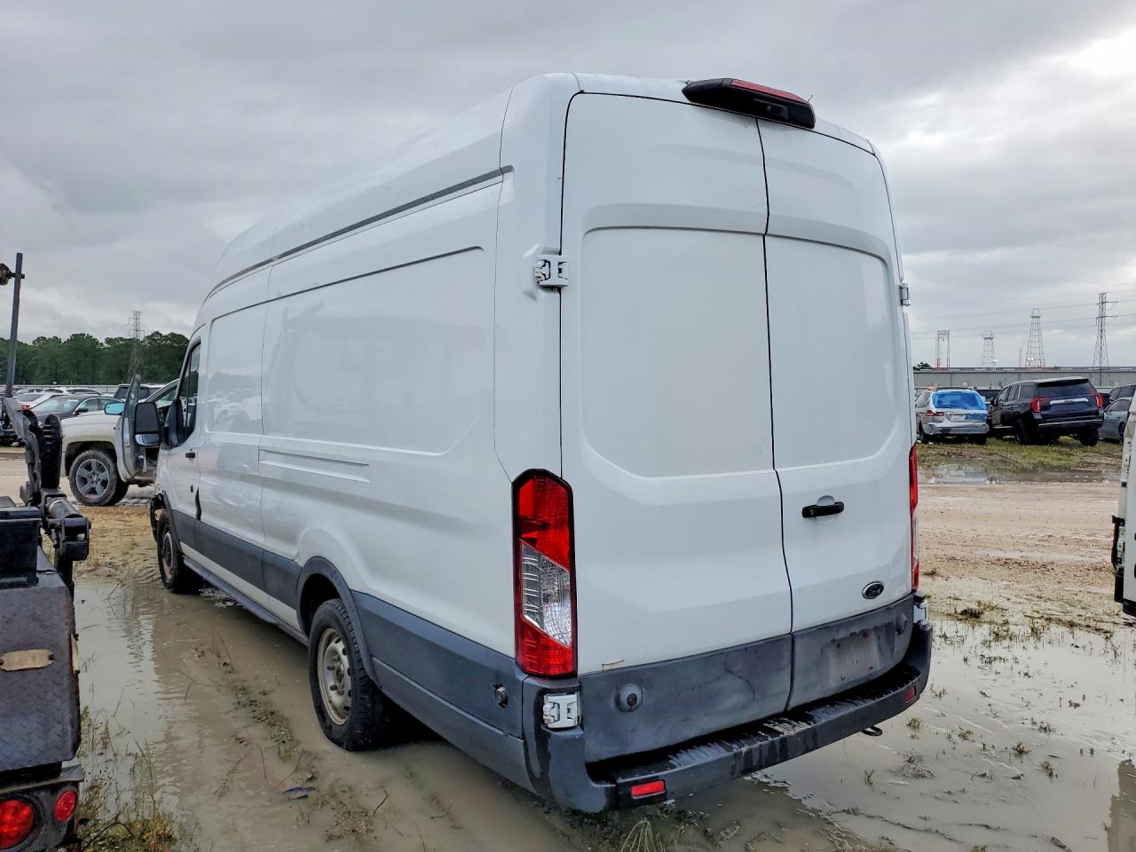 Ford Transit T-350