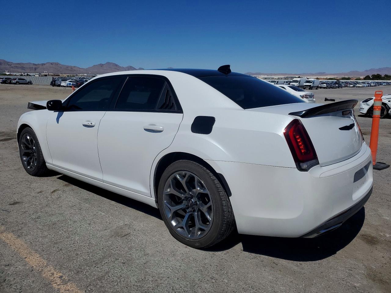 Chrysler 300 S