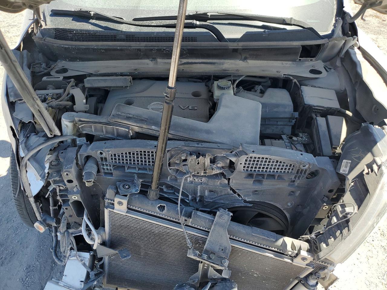 Nissan Pathfinder Sv