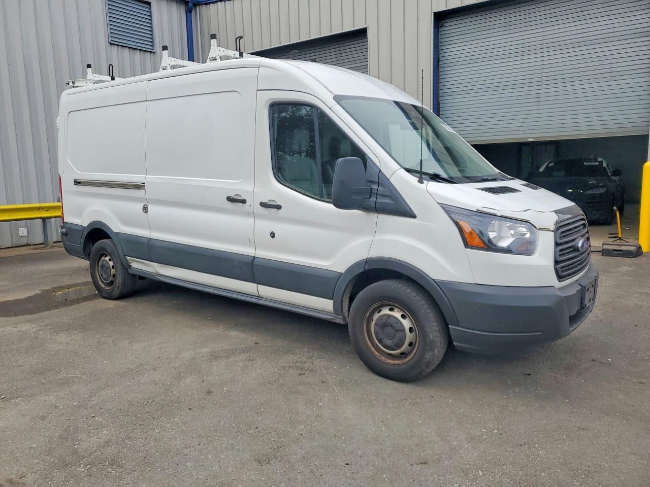 Ford Transit T-250