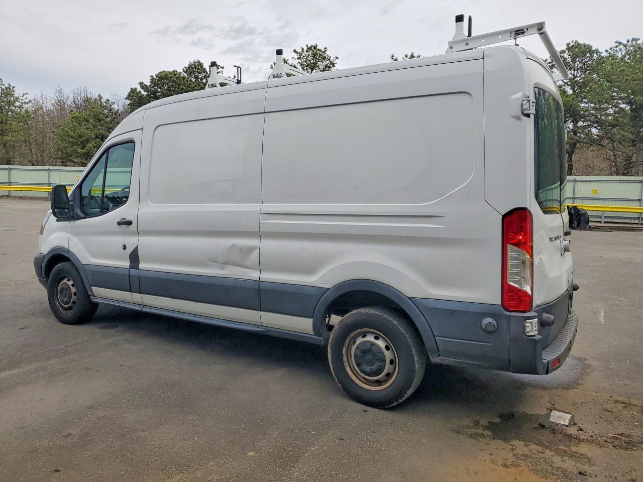 Ford Transit T-250