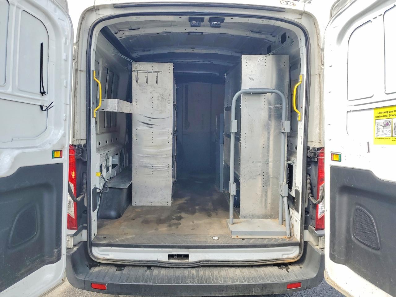 Ford Transit T-150