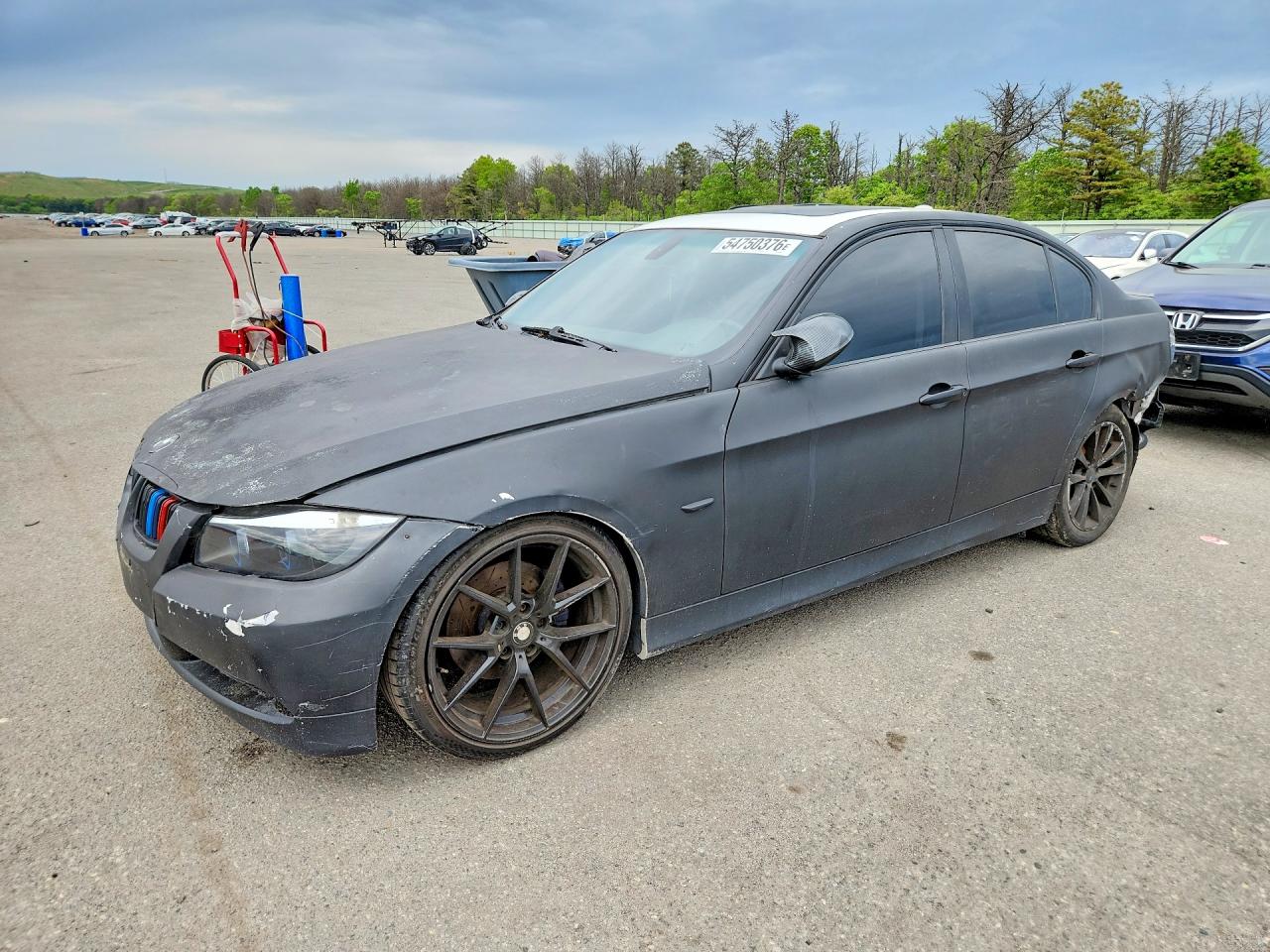 Salvage BMW 3 Series Image