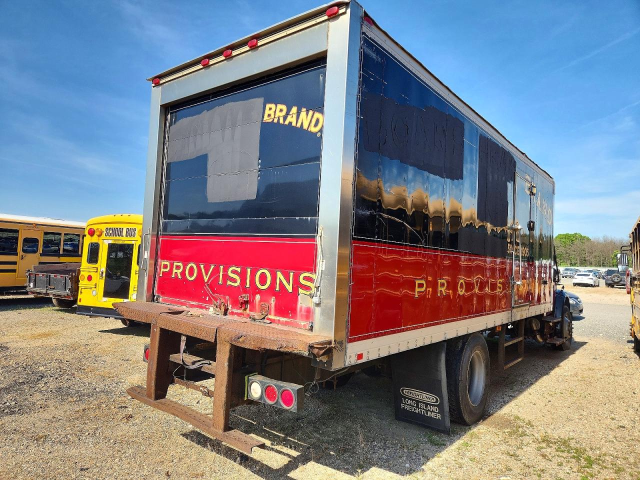 Freightliner M2