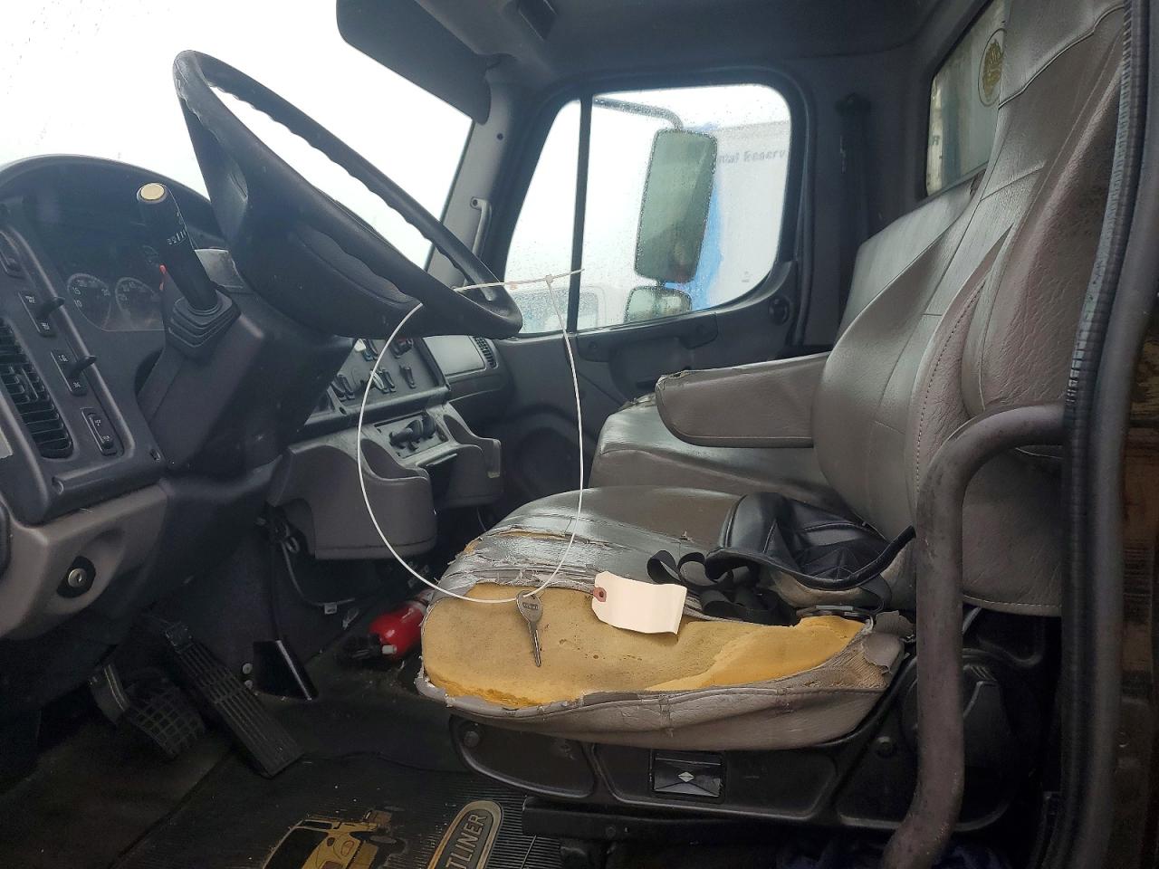 Freightliner M2