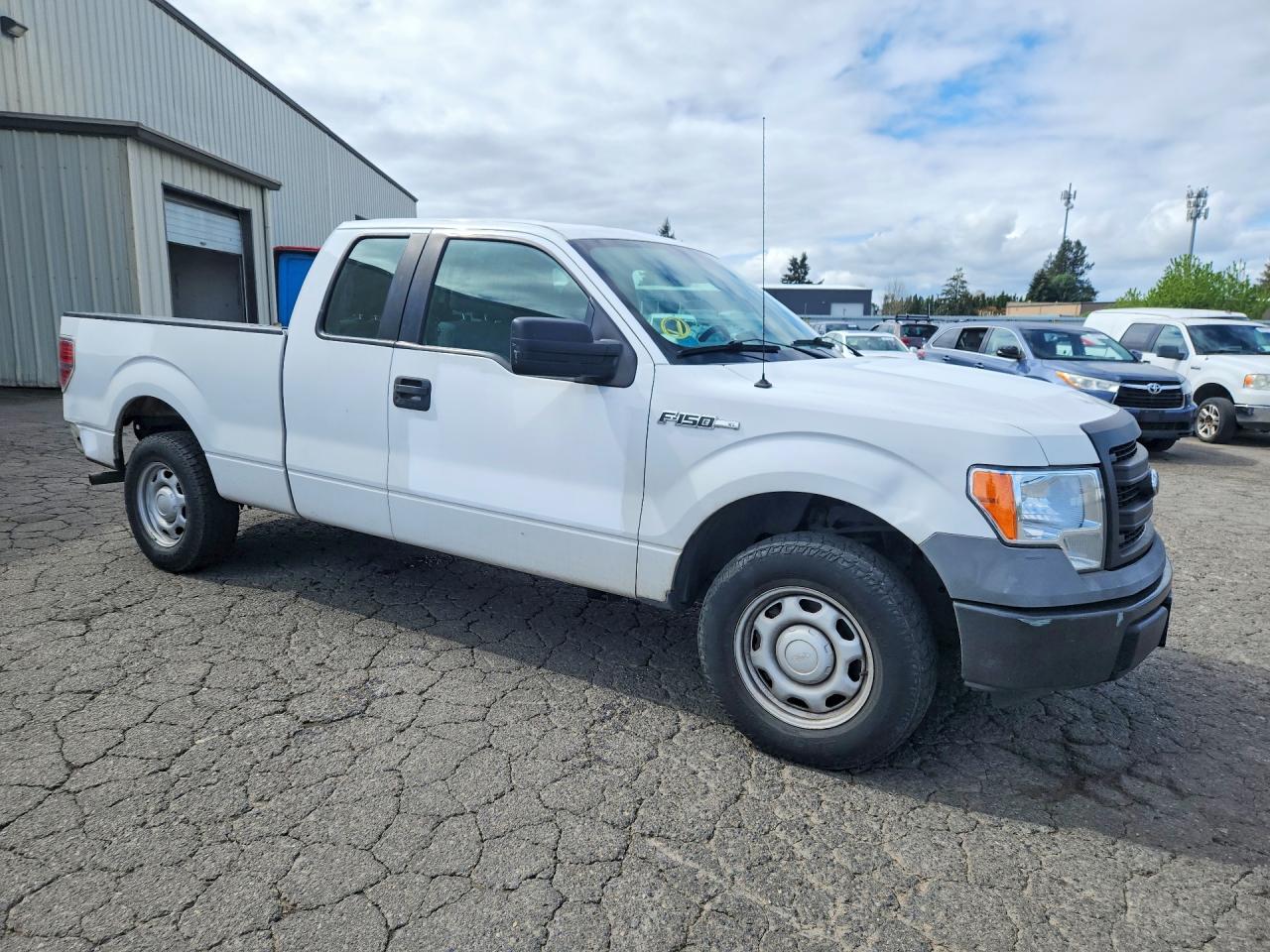 Ford F-150 Super Cab