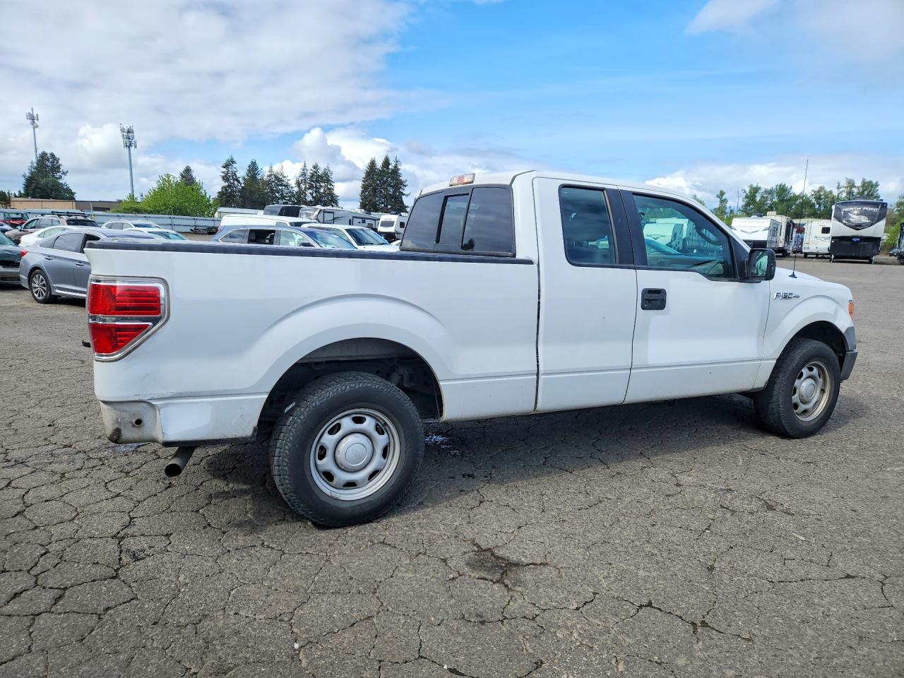 Ford F-150 Super Cab