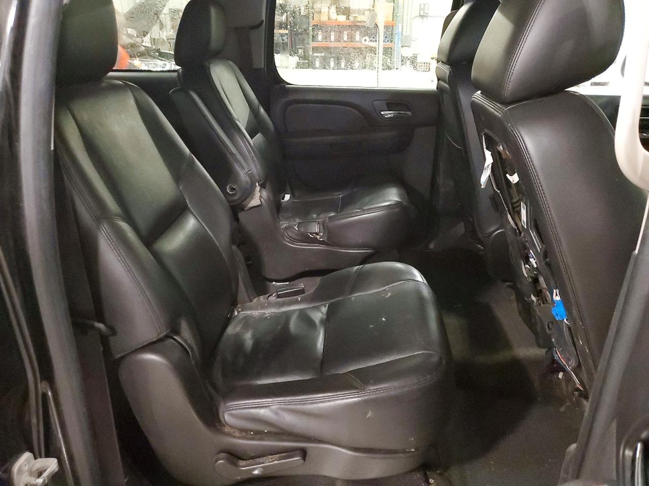 Chevrolet Suburban K1500 Ltz