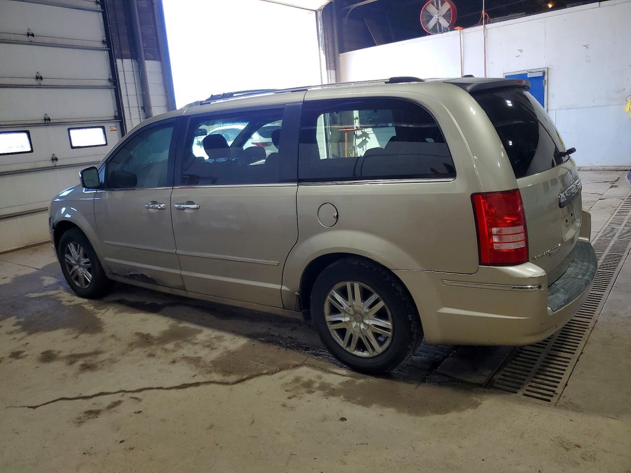 Chrysler Minivan Limited