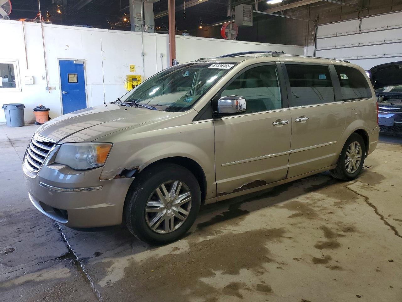 Salvage Chrysler Minivan Image