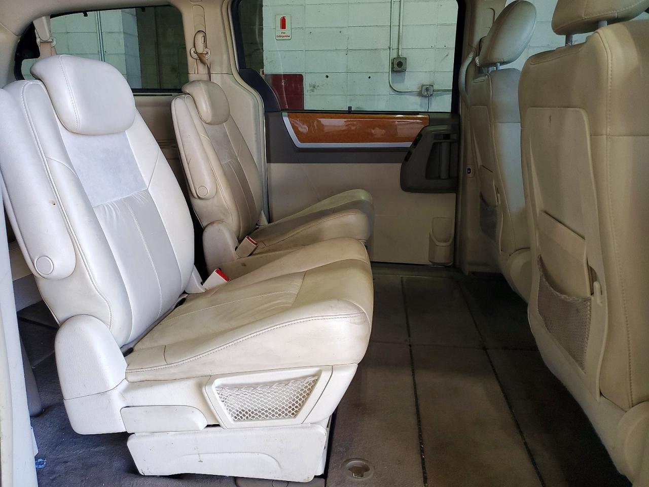 Chrysler Minivan Limited
