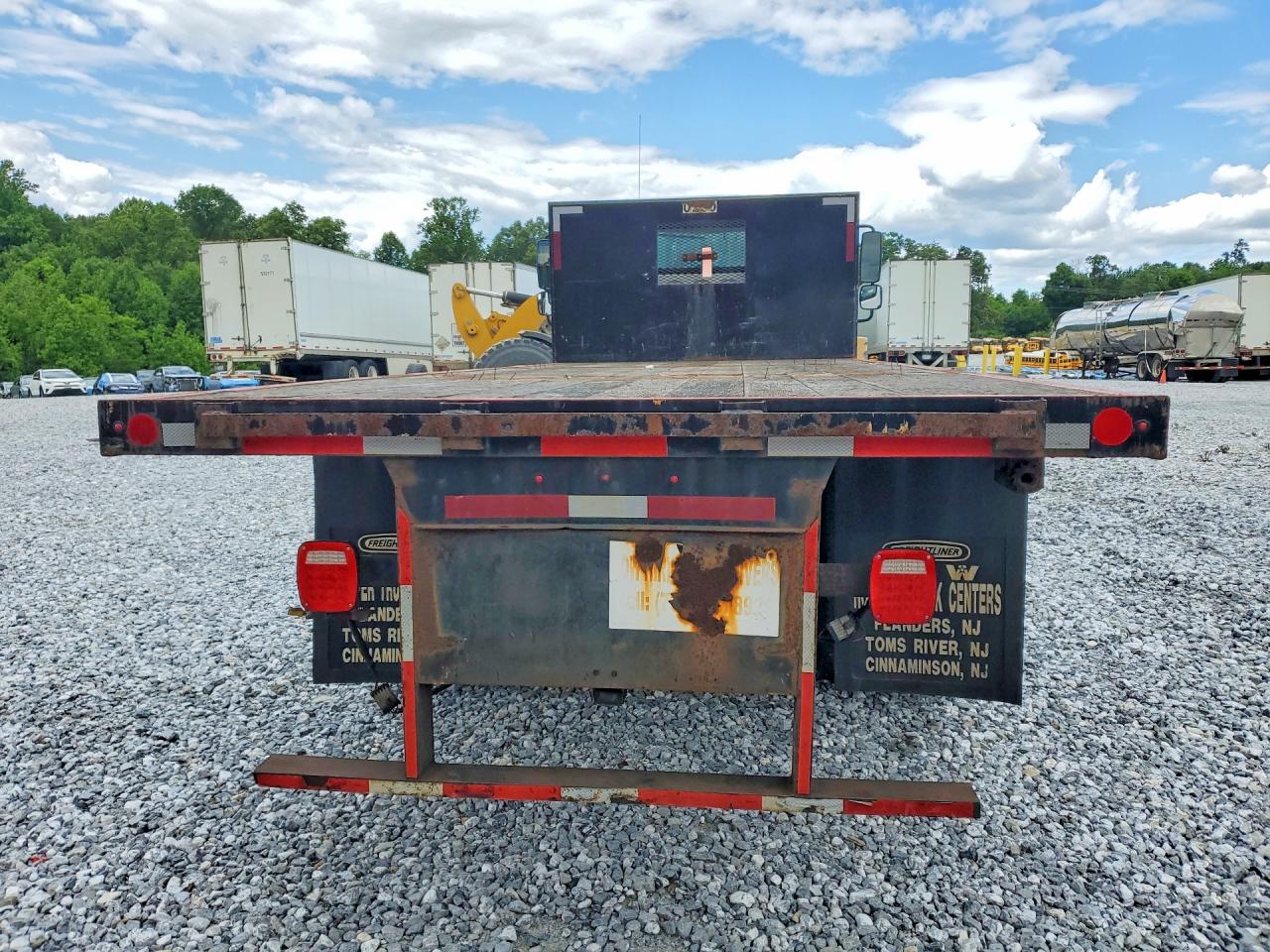 Freightliner M2 106 Medium Duty