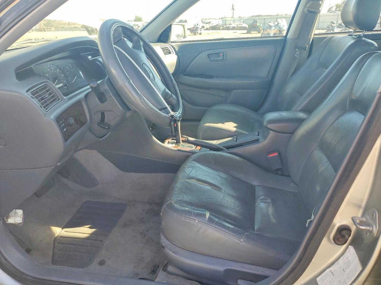 Toyota Camry Xle V6