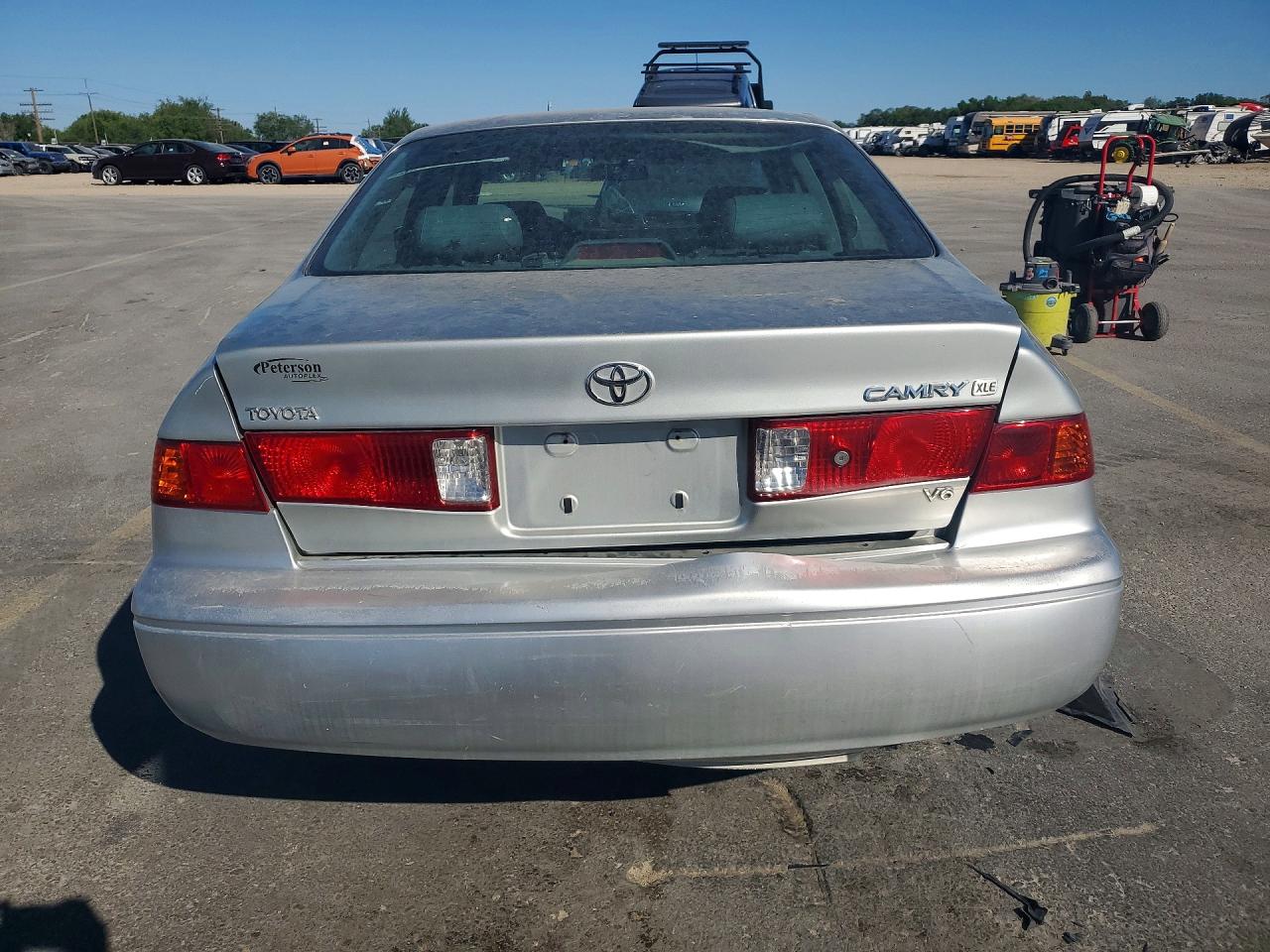 Toyota Camry Xle V6