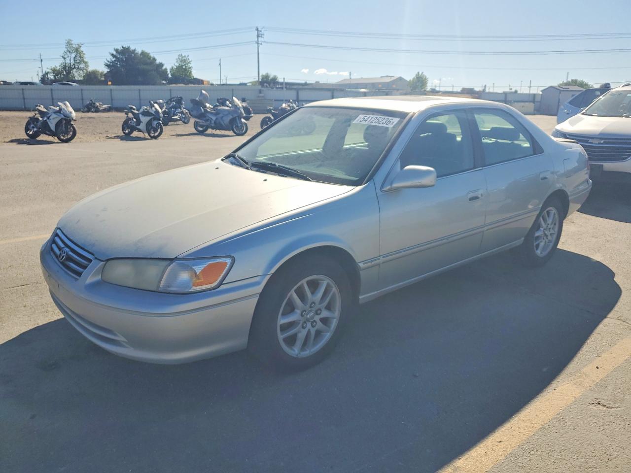 Salvage Toyota Camry Image