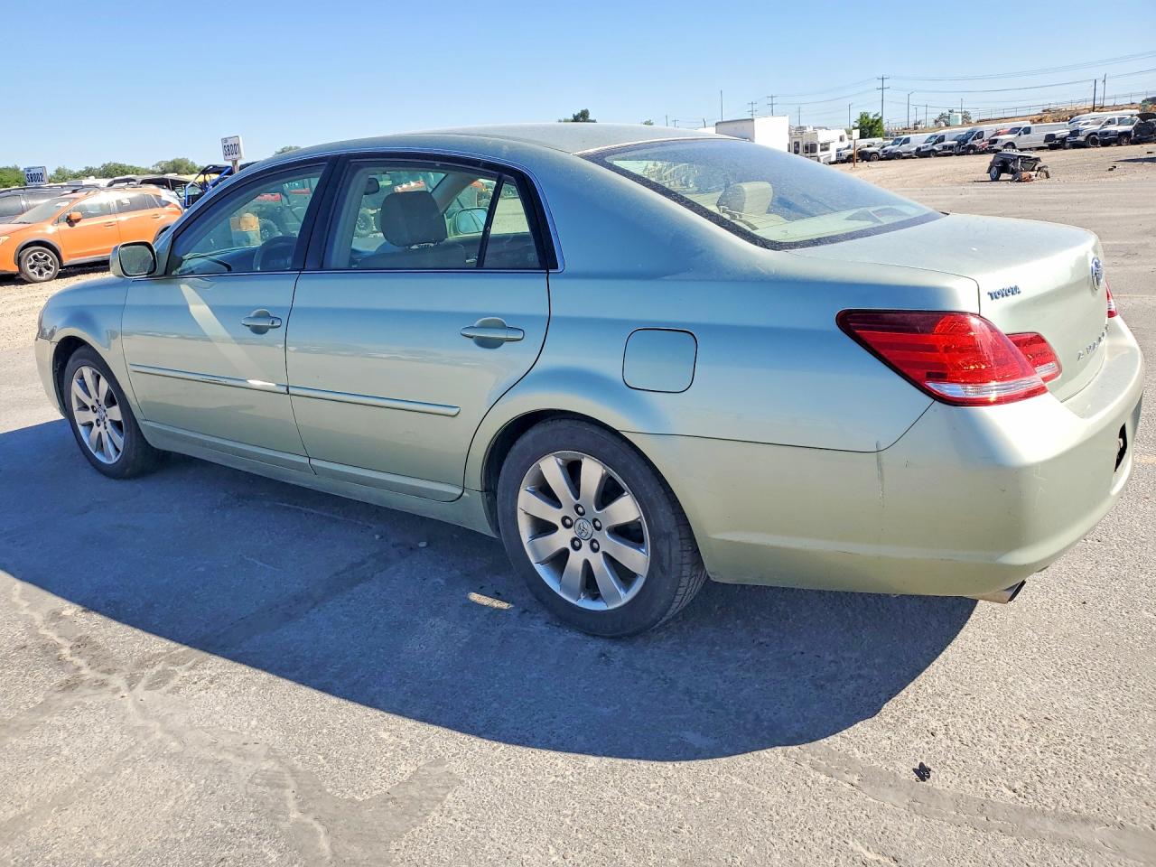 Toyota Avalon Xls