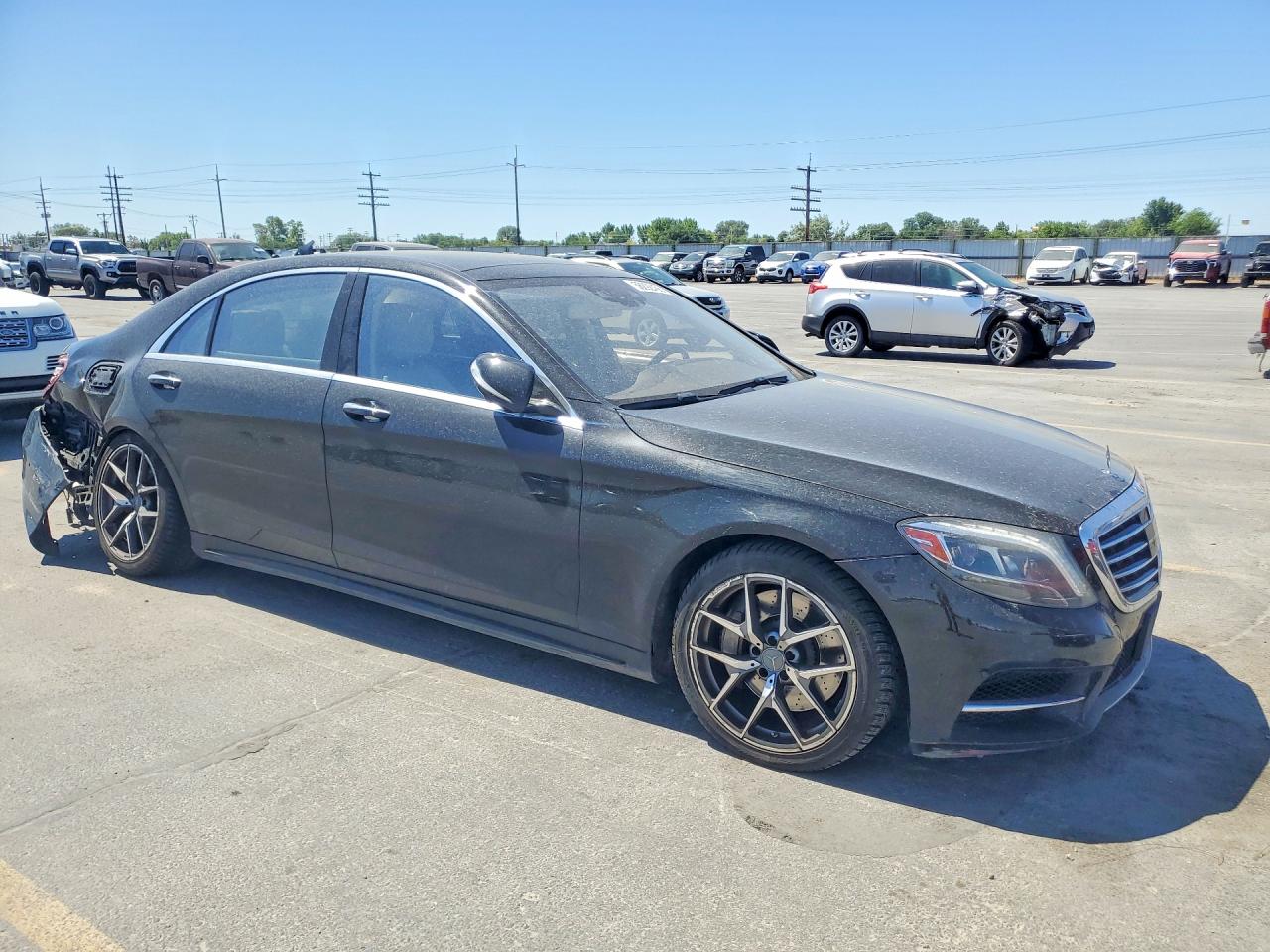 Mercedes-Benz S-Class 550