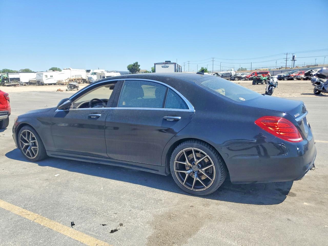 Mercedes-Benz S-Class 550