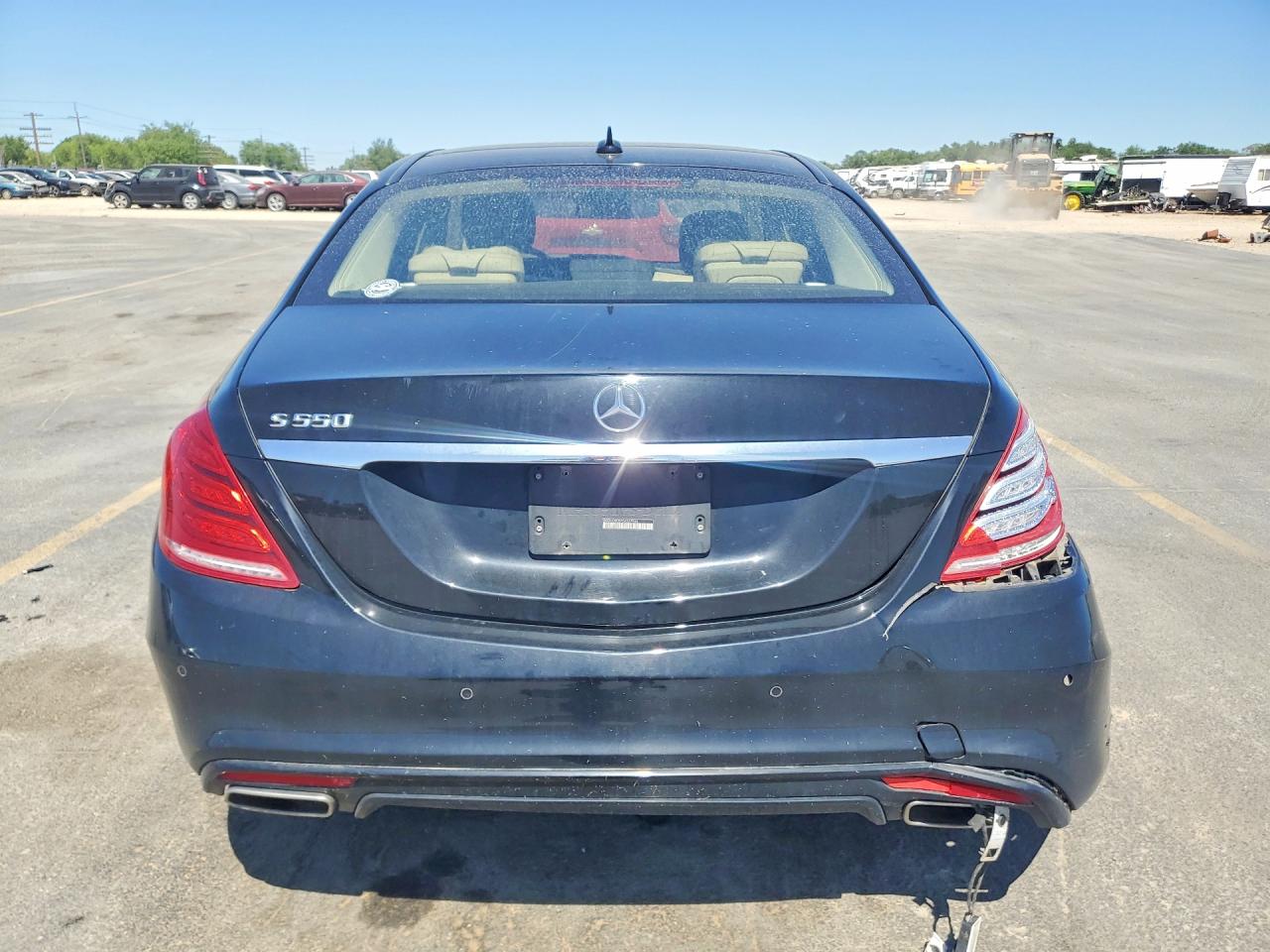 Mercedes-Benz S-Class 550