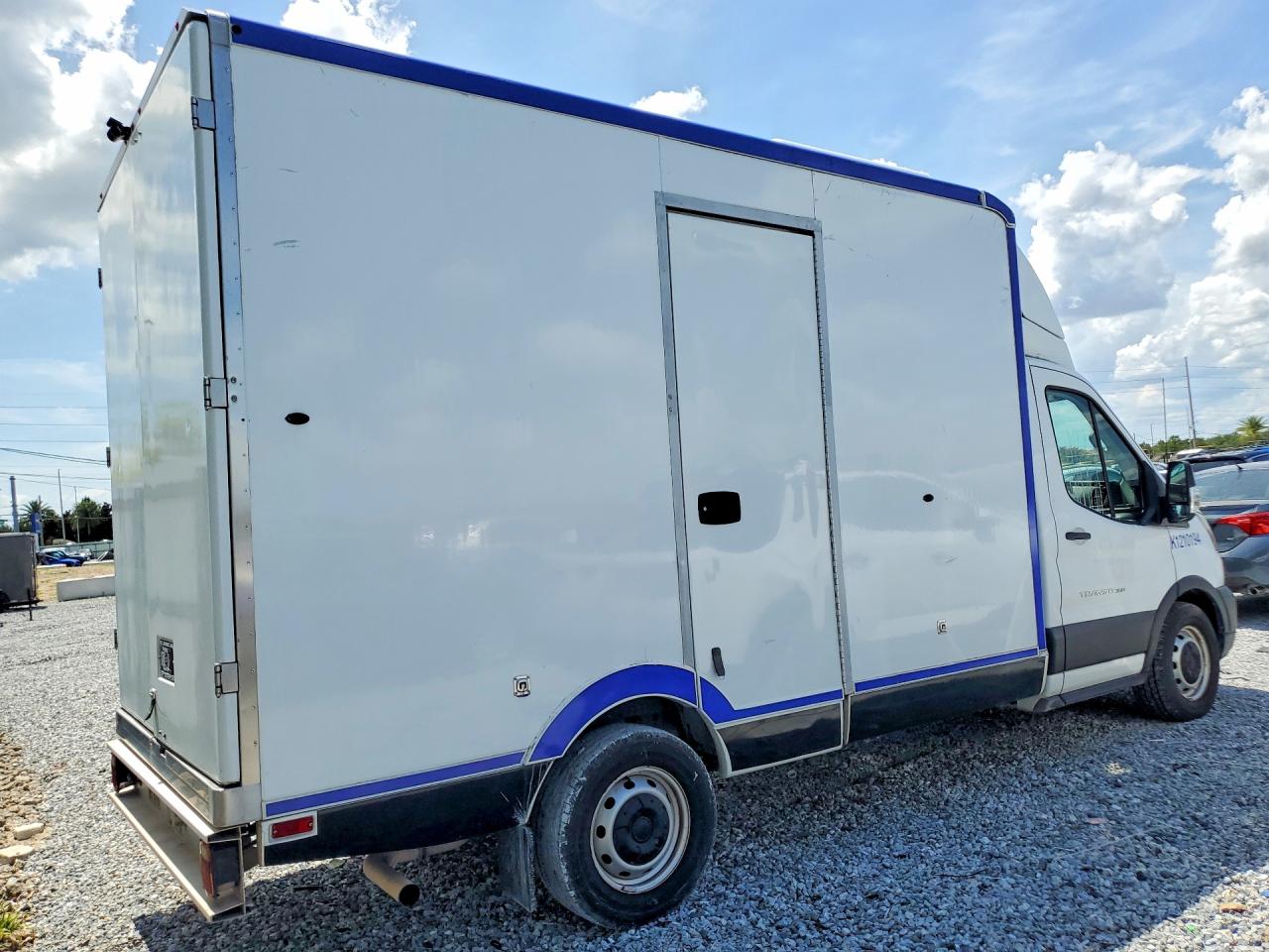 Ford Transit T-350