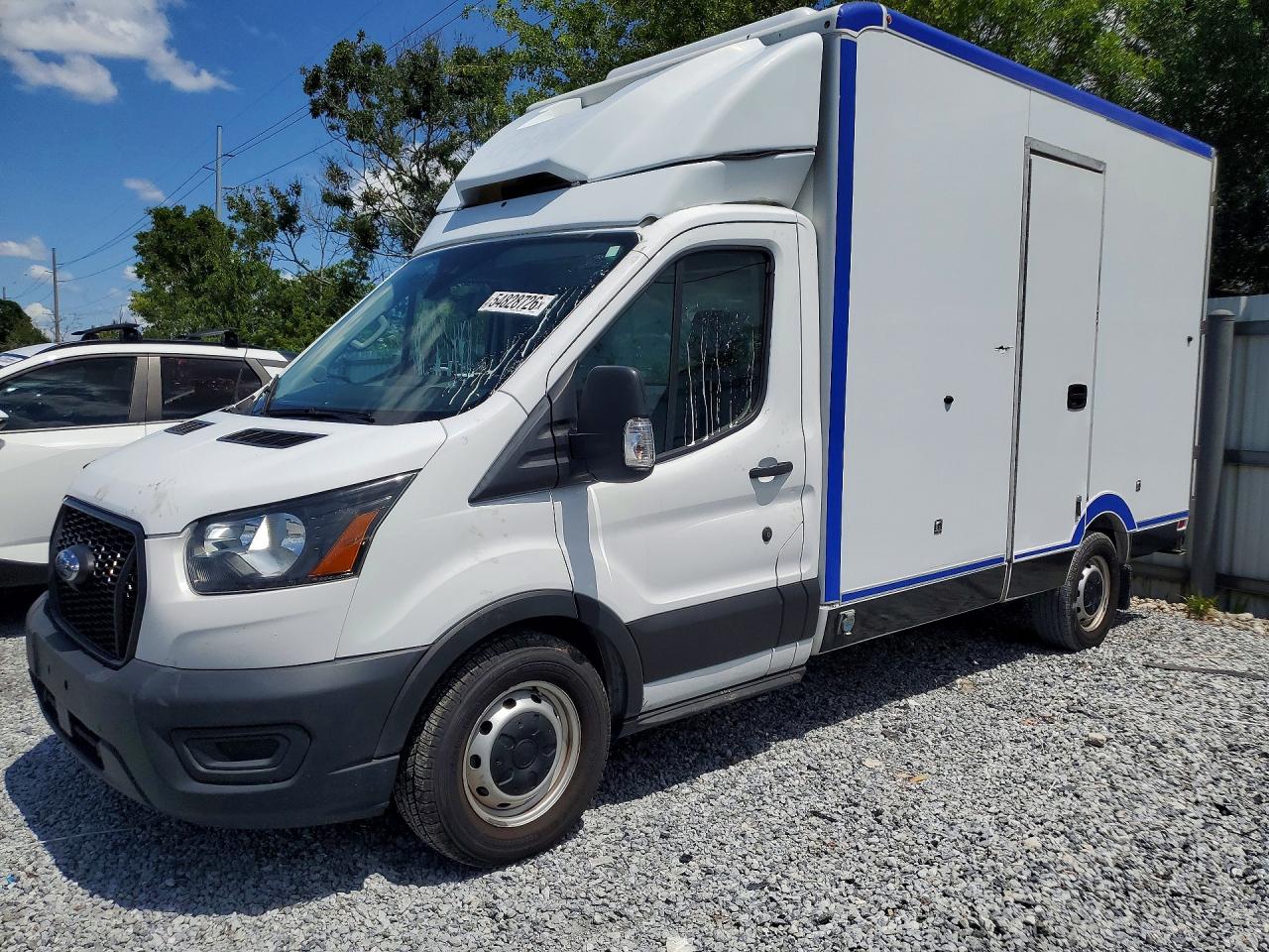 Salvage Ford Transit Image