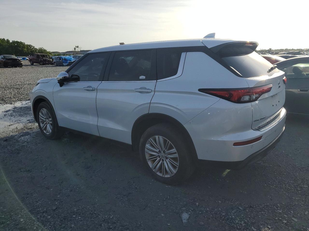 Mitsubishi Outlander Es