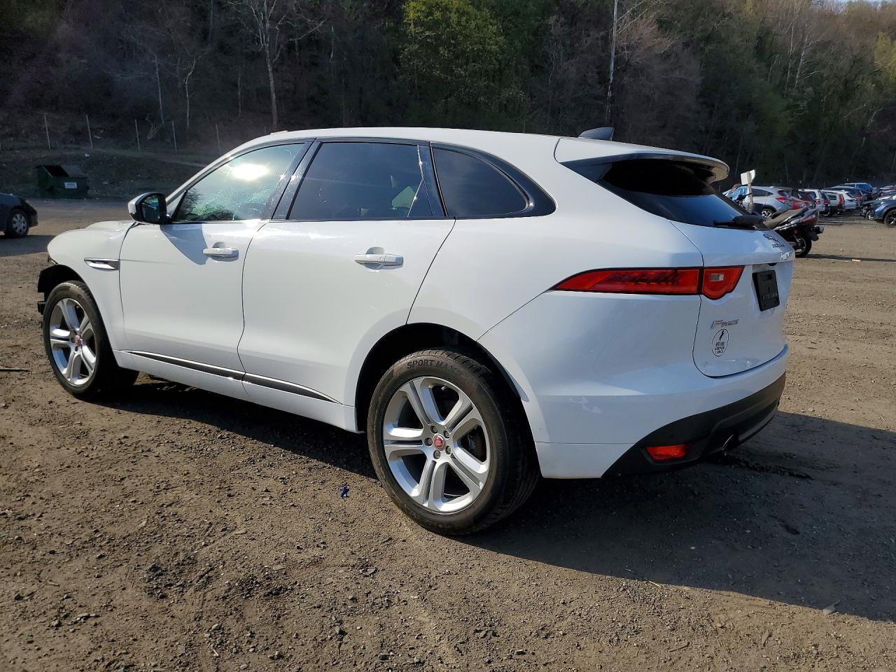 Jaguar F-PACE R - Sport