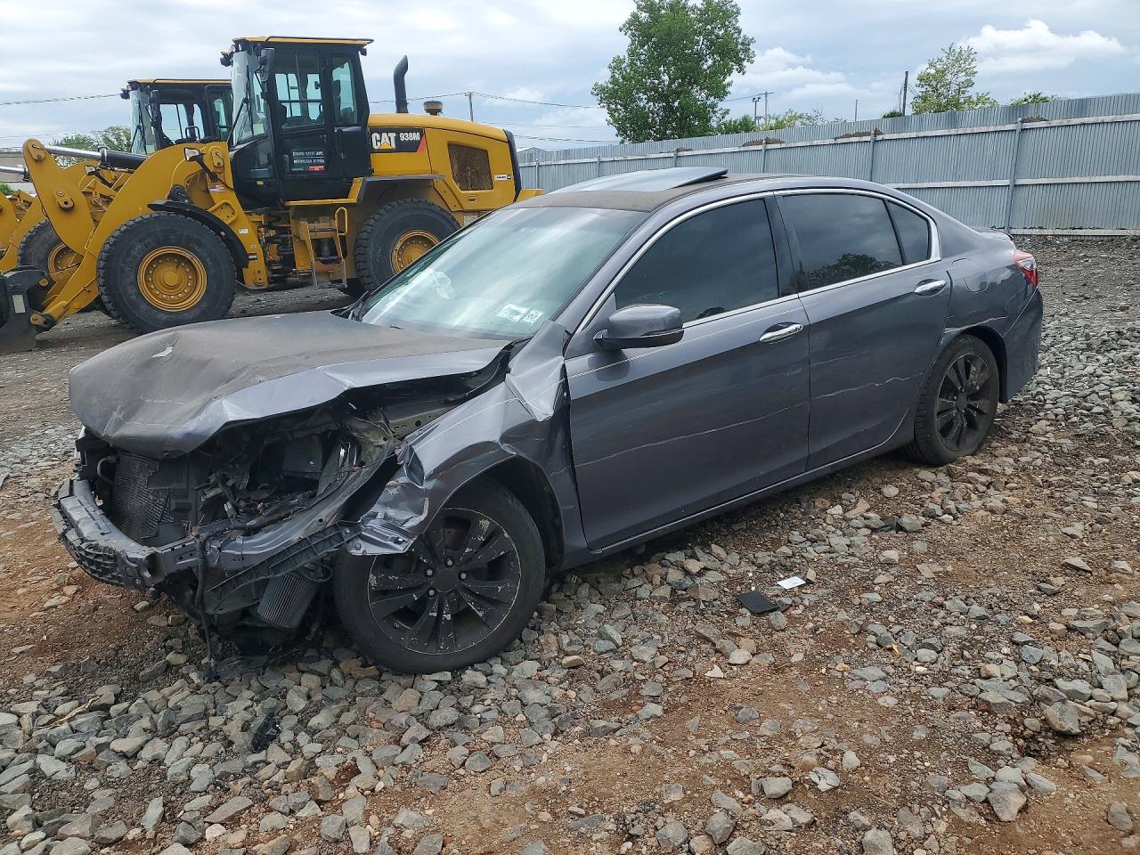 Salvage Honda Accord Image