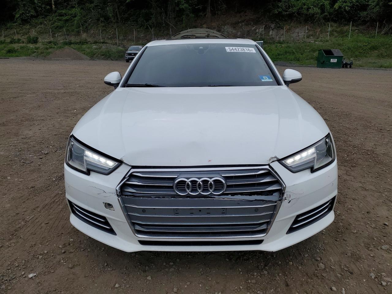 Audi A4 Premium