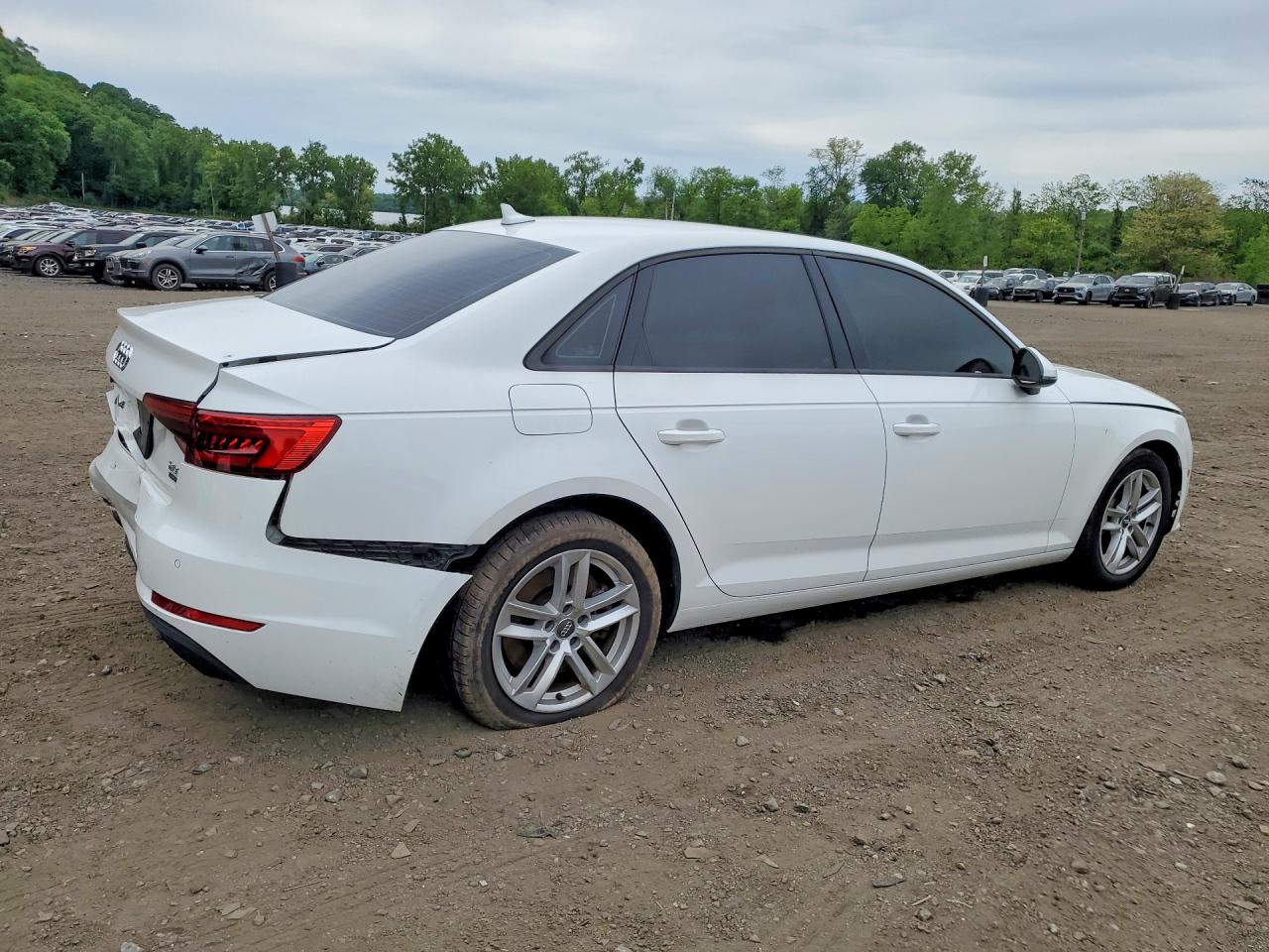 Audi A4 Premium