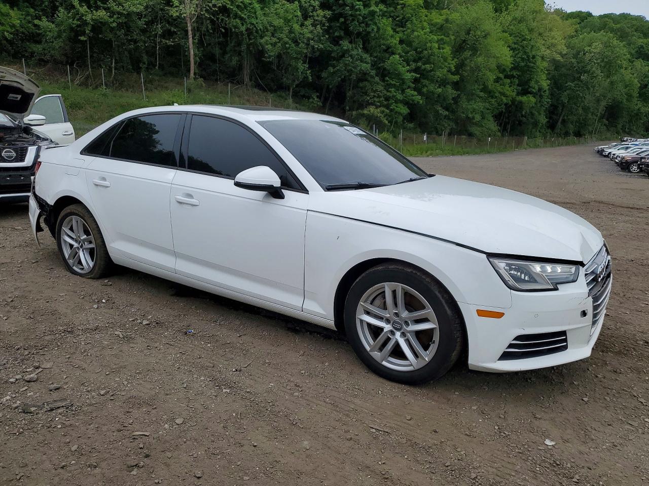 Audi A4 Premium