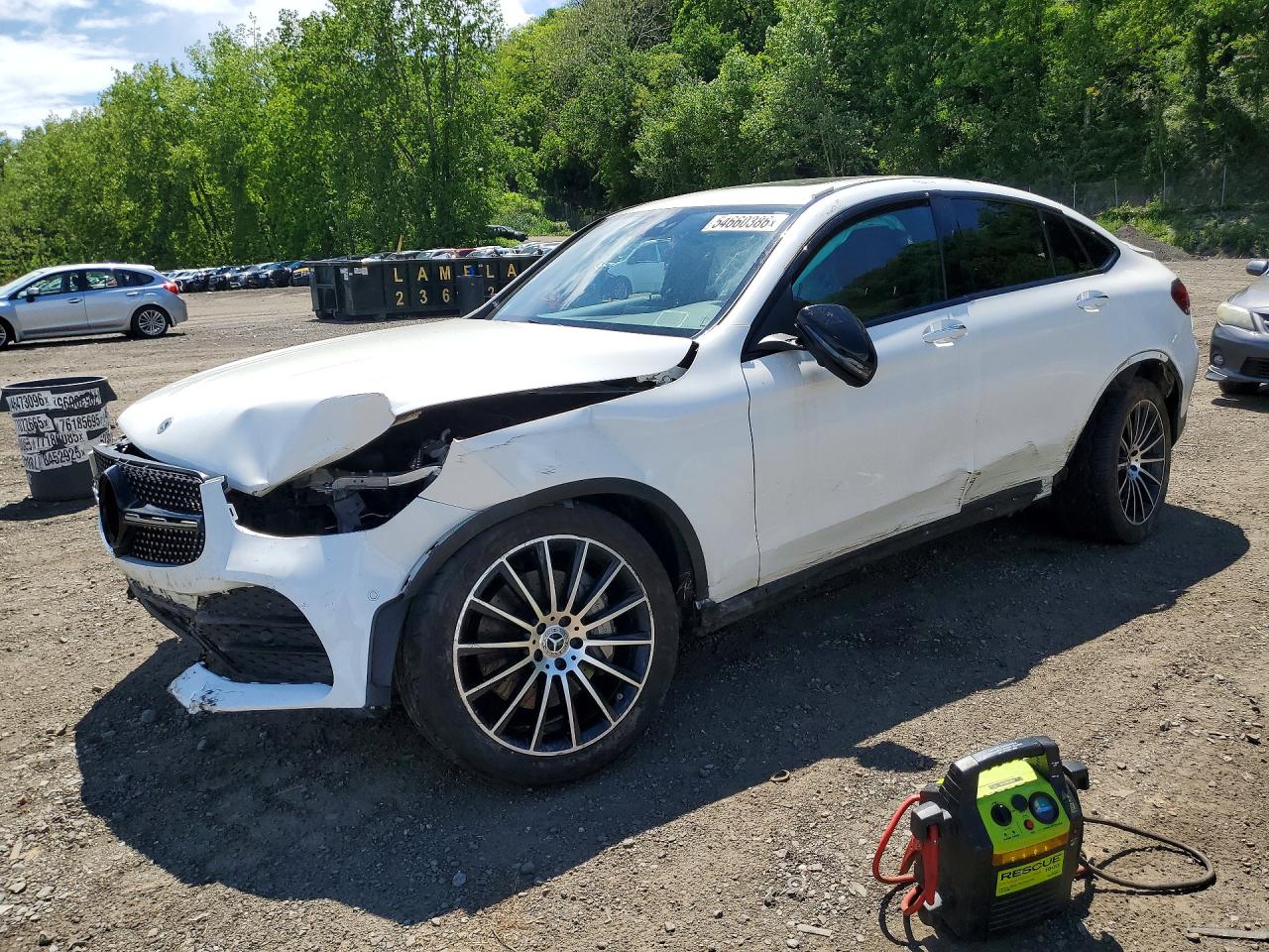 Salvage Mercedes-Benz GLC Image