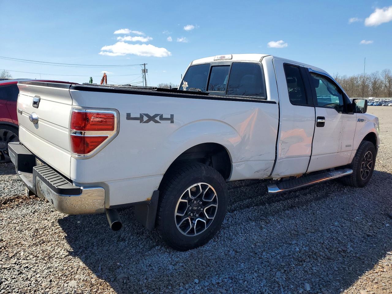 Ford F-150 Super Cab