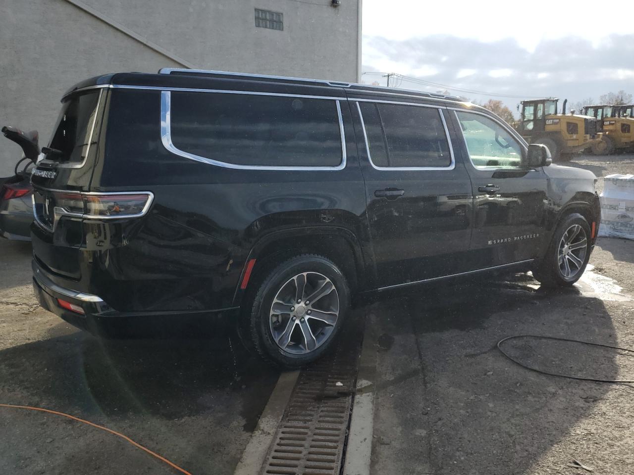 Jeep Grand Wagoneer L Series I