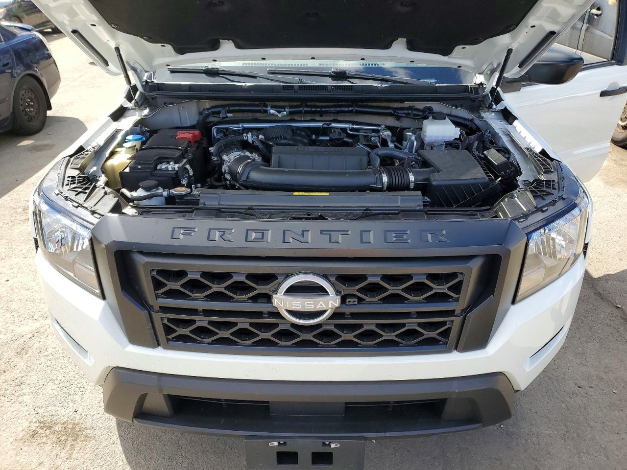 Nissan Frontier S