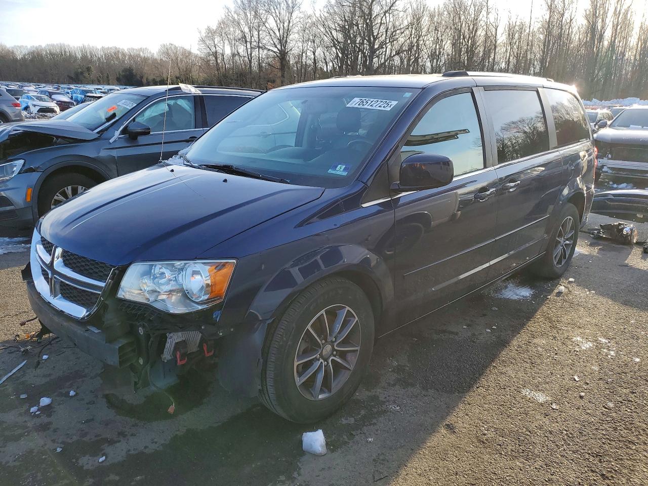 Salvage Dodge Caravan Image