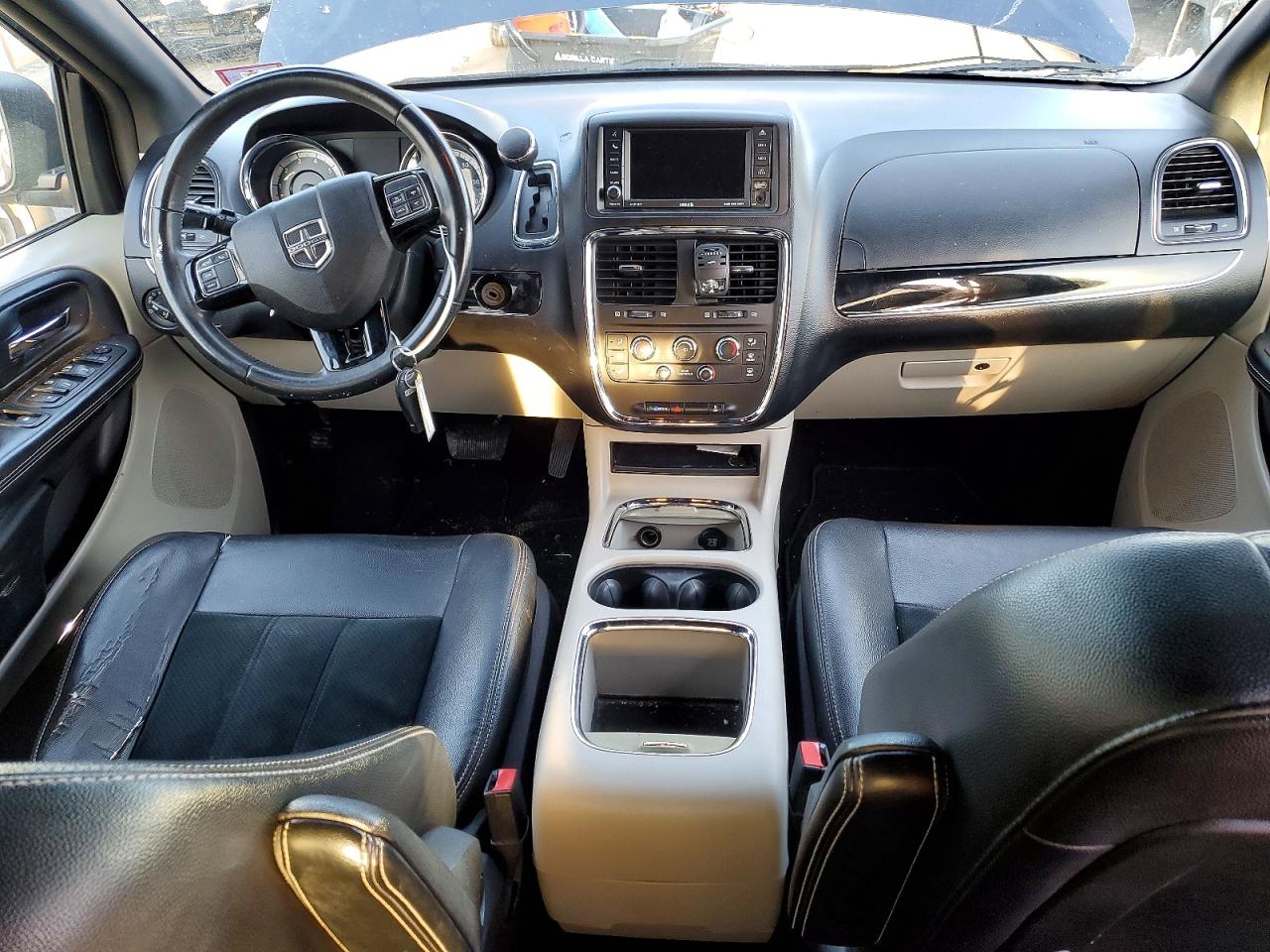 Dodge Caravan Sxt