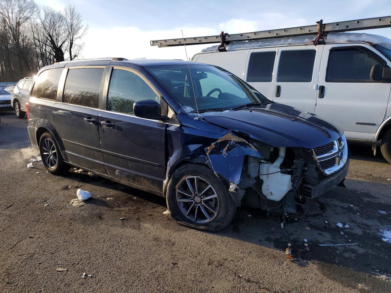 Dodge Caravan Sxt