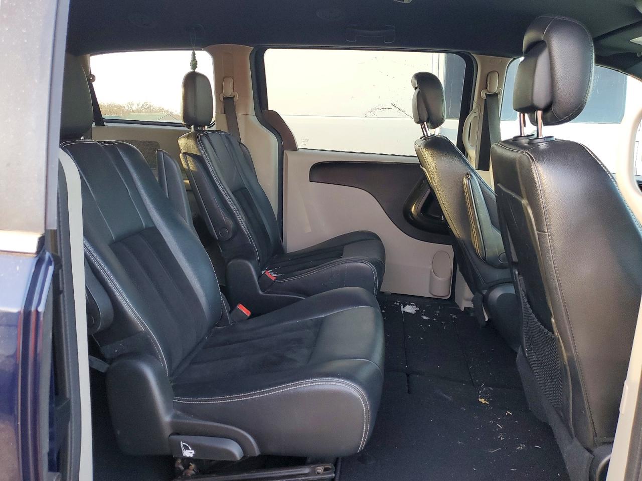 Dodge Caravan Sxt