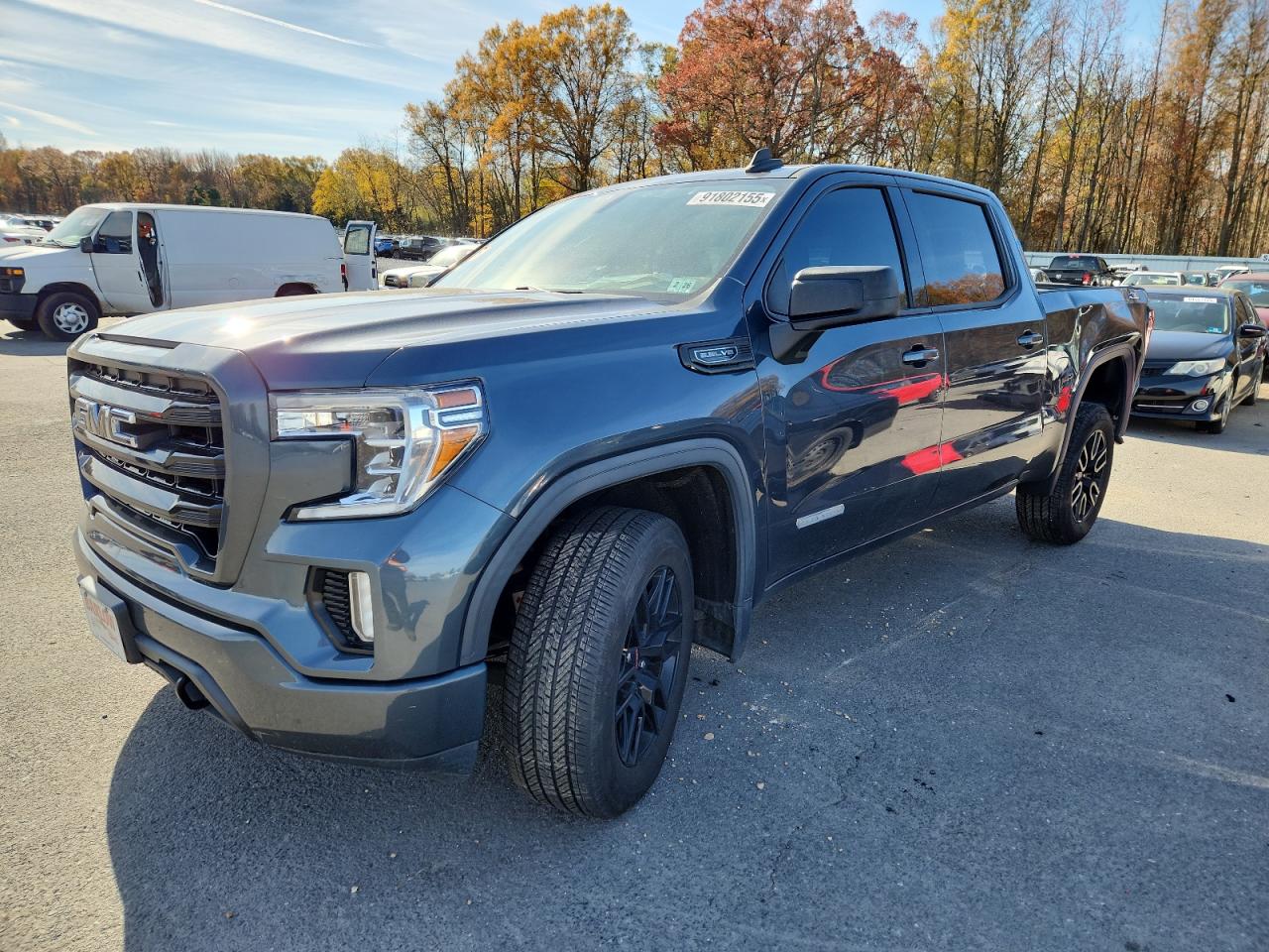 Salvage GMC Sierra Image
