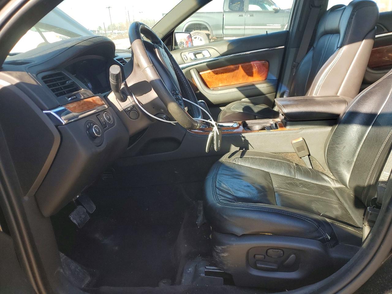 Lincoln MKS
