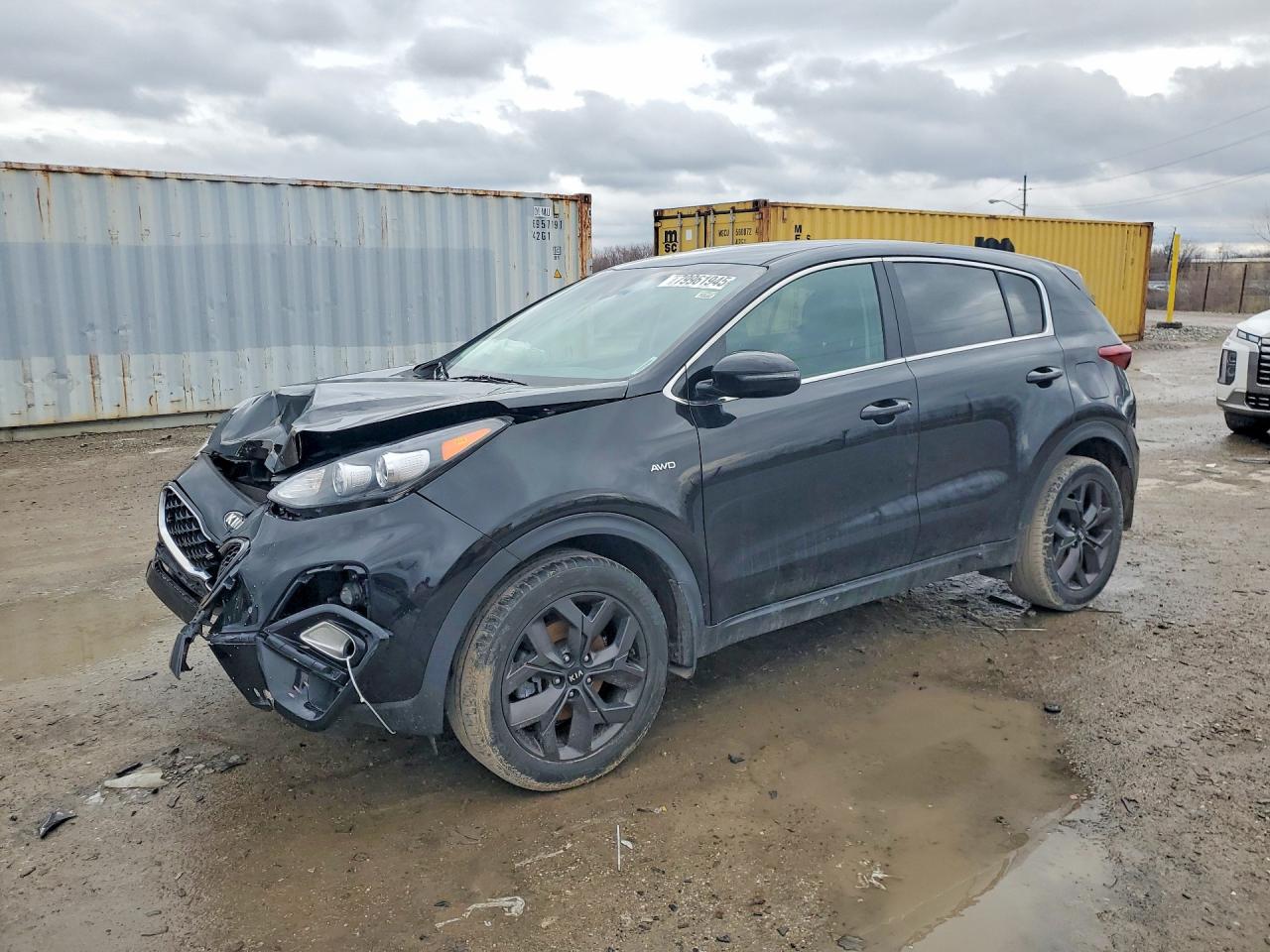 Salvage Kia Sportage Image